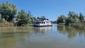 Excursii Delta Dunarii 3 zile. Safca Delta Tours