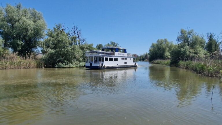 Excursii Delta Dunarii 3 zile. Safca Delta Tours